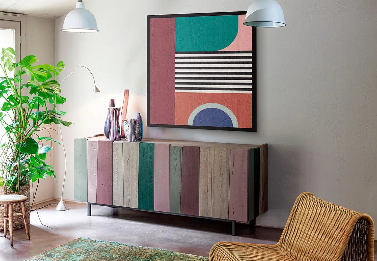 Devina Nais Devina Nais